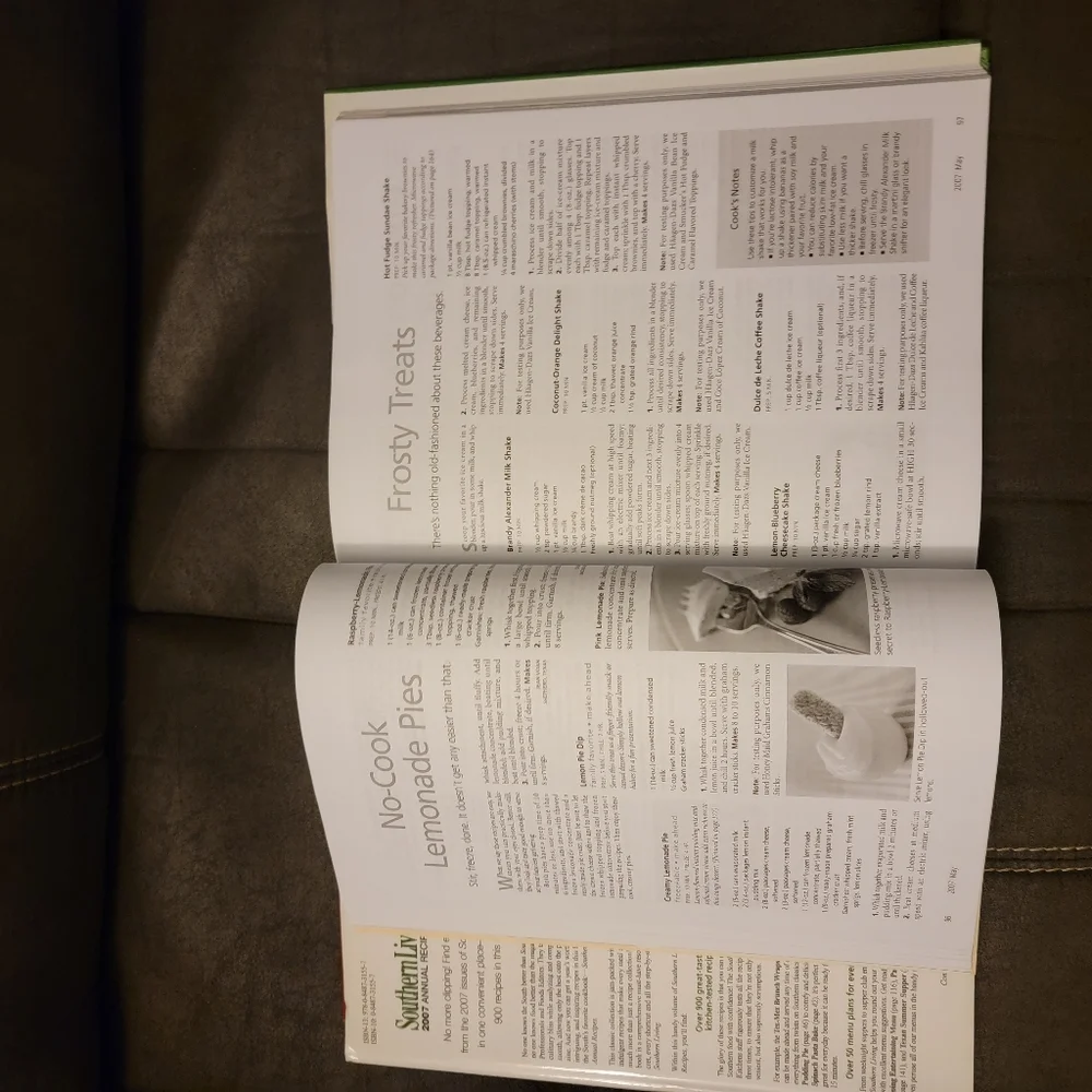 Southern Living 2007 Annual Recipes    Hardcover‎
